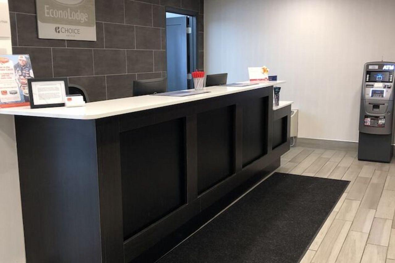 Travelodge By Wyndham Canton-Livonia Area, Mi Luaran gambar
