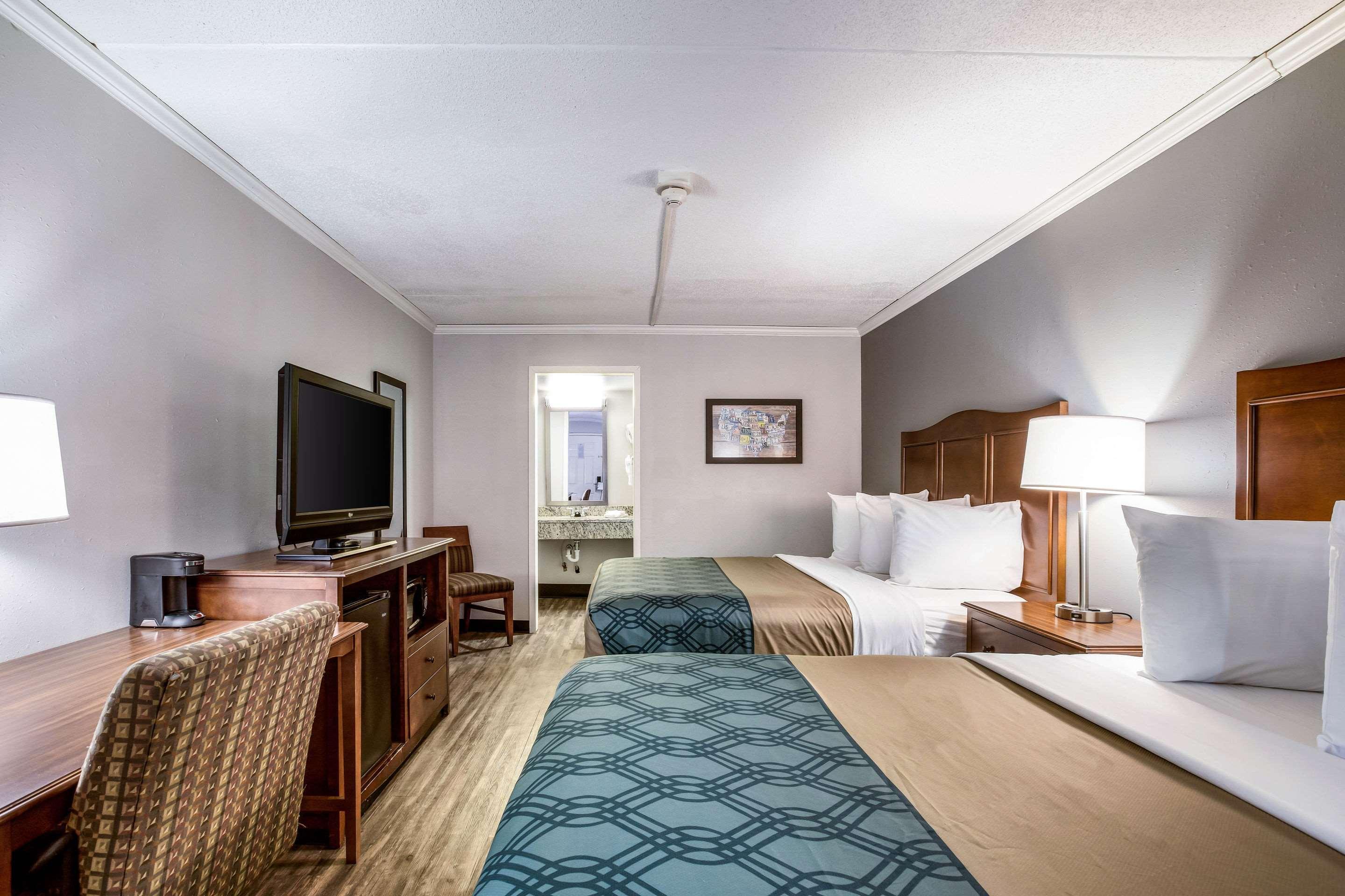 Travelodge By Wyndham Canton-Livonia Area, Mi Luaran gambar