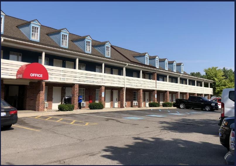 Travelodge By Wyndham Canton-Livonia Area, Mi Luaran gambar